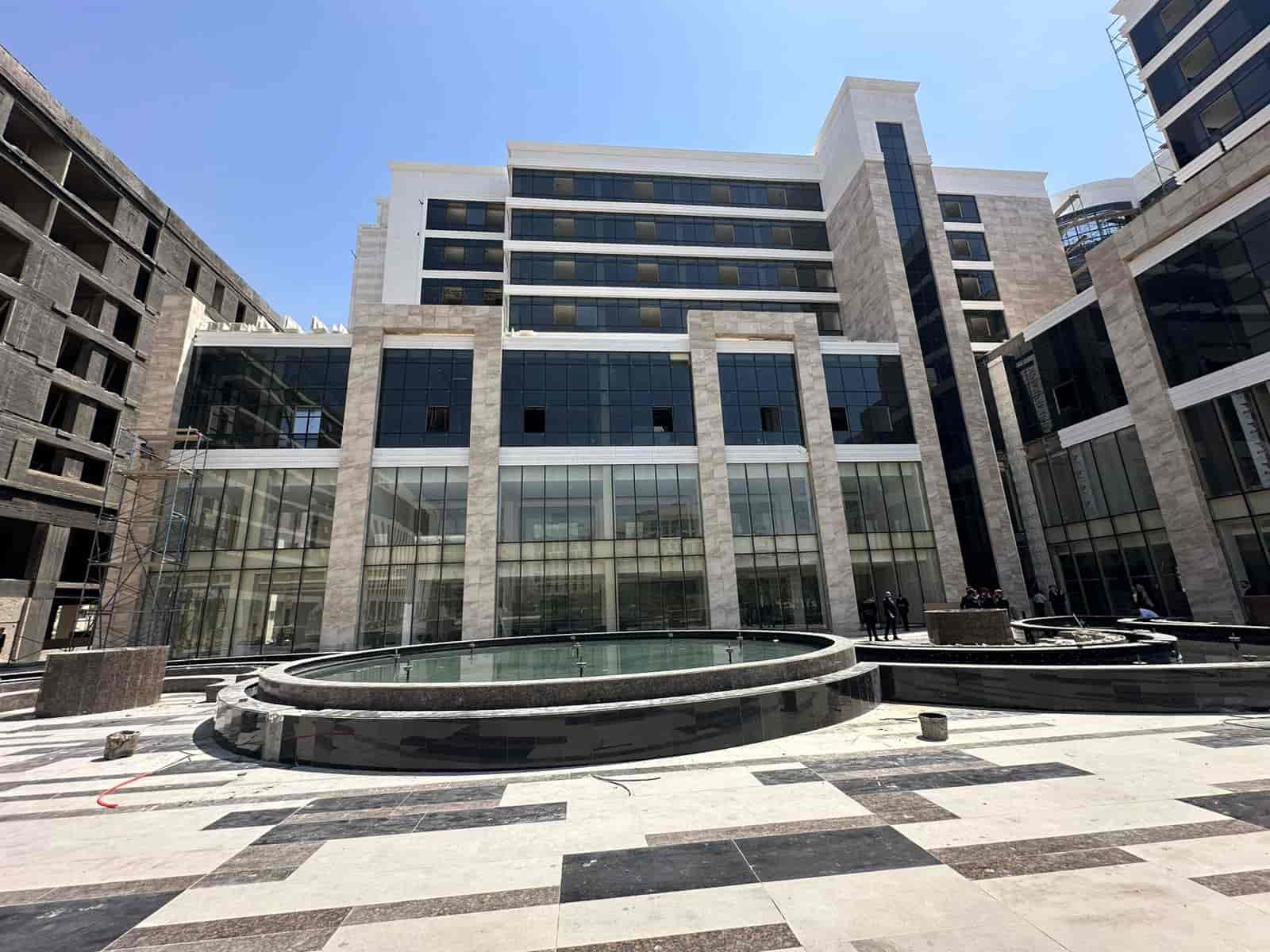 مول الشانزليزيه